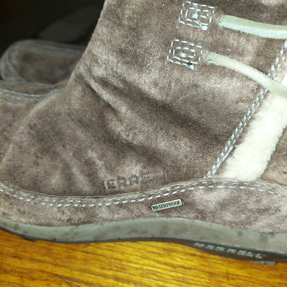 Merrell Yarra Womans Waterproof Boots Primaloft Polartec Lining Brown 8 Outside - Picture 3 of 10